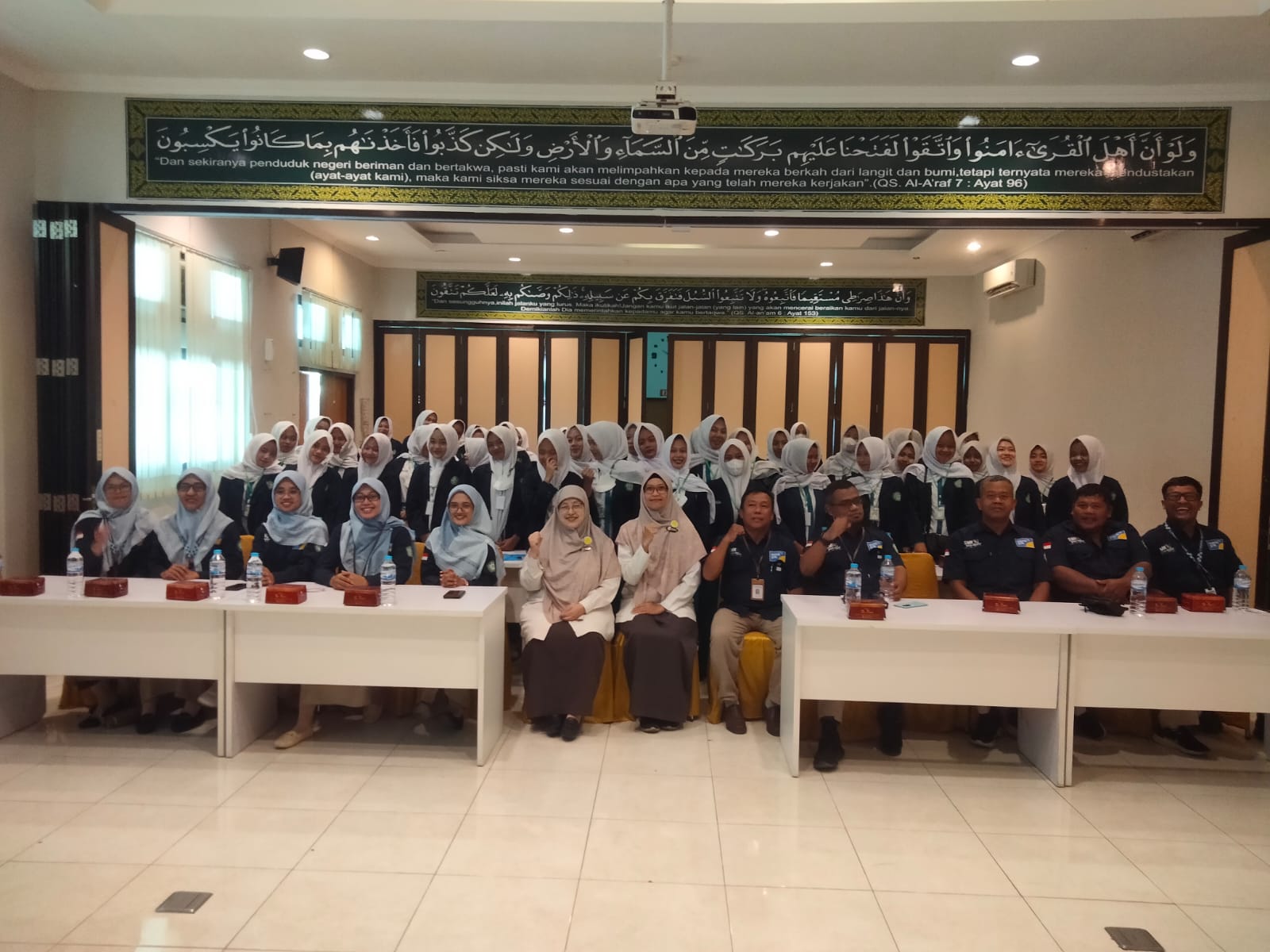 Melihat Alat Kesehatan