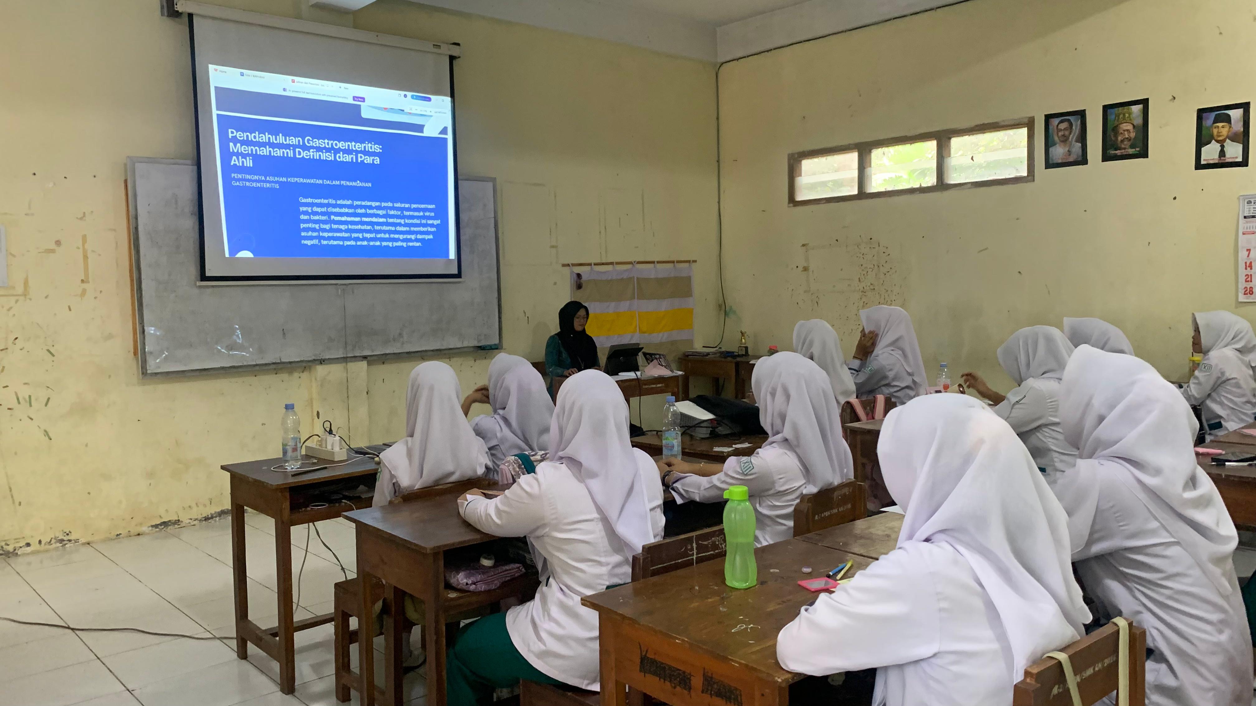 Praktik di Laboratorium