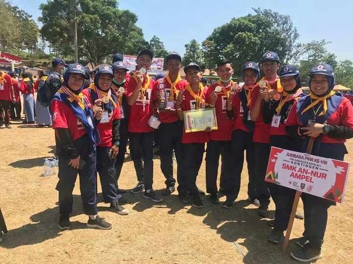 Juara 1 LKS Tingkat Kabupaten